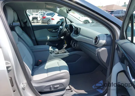 2019 Chevrolet Blazer 3Lt z USA, uszkodzony, nr VIN 3GNKBHRS1KS657012